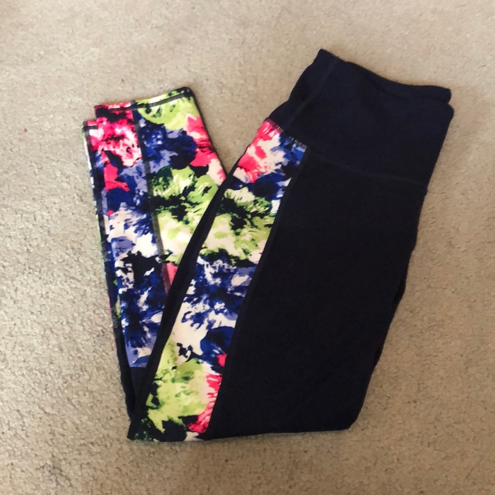 GapFit High Waisted Color Block Leggings